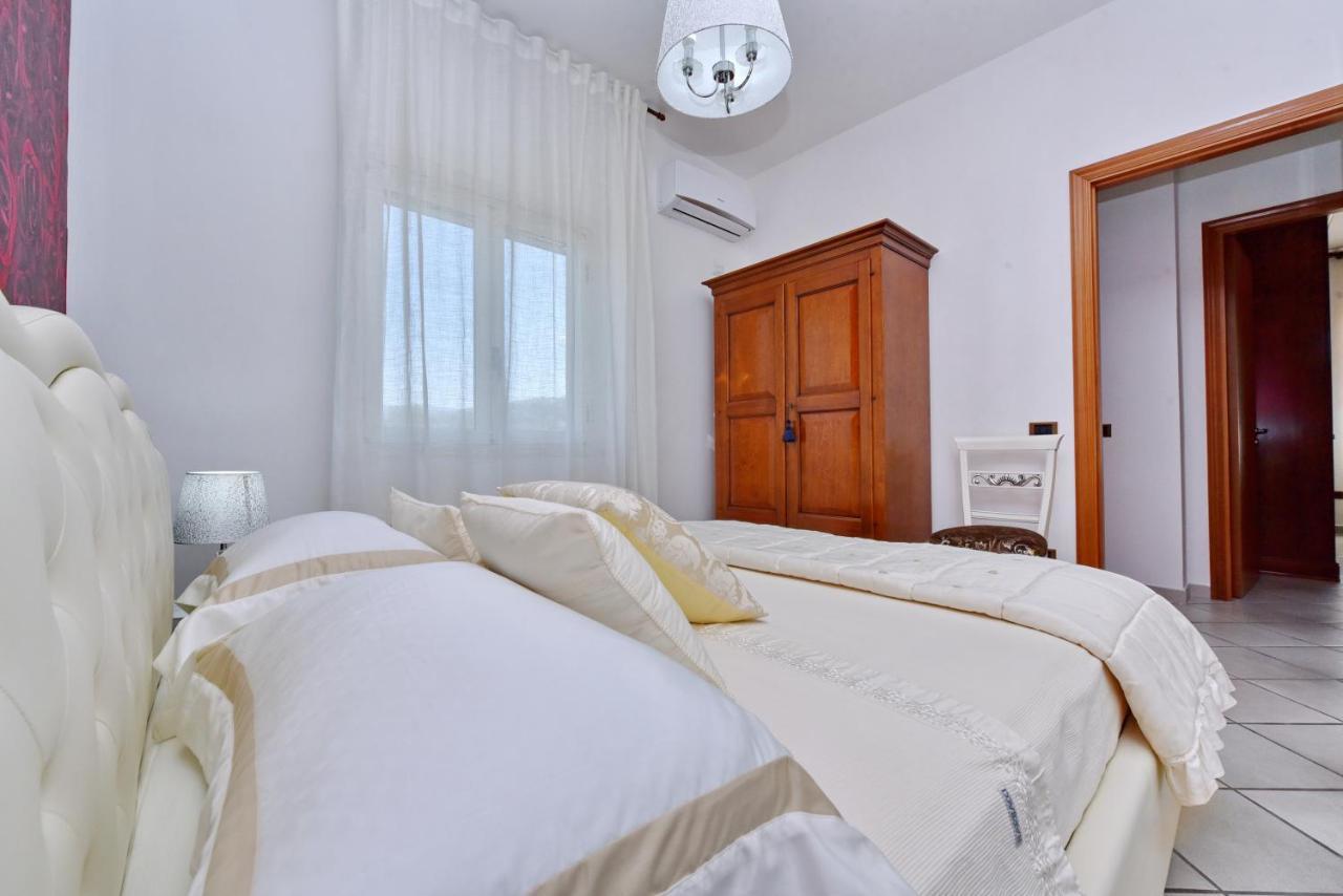 Villa Tina Santa Maria di Castellabate Exterior foto